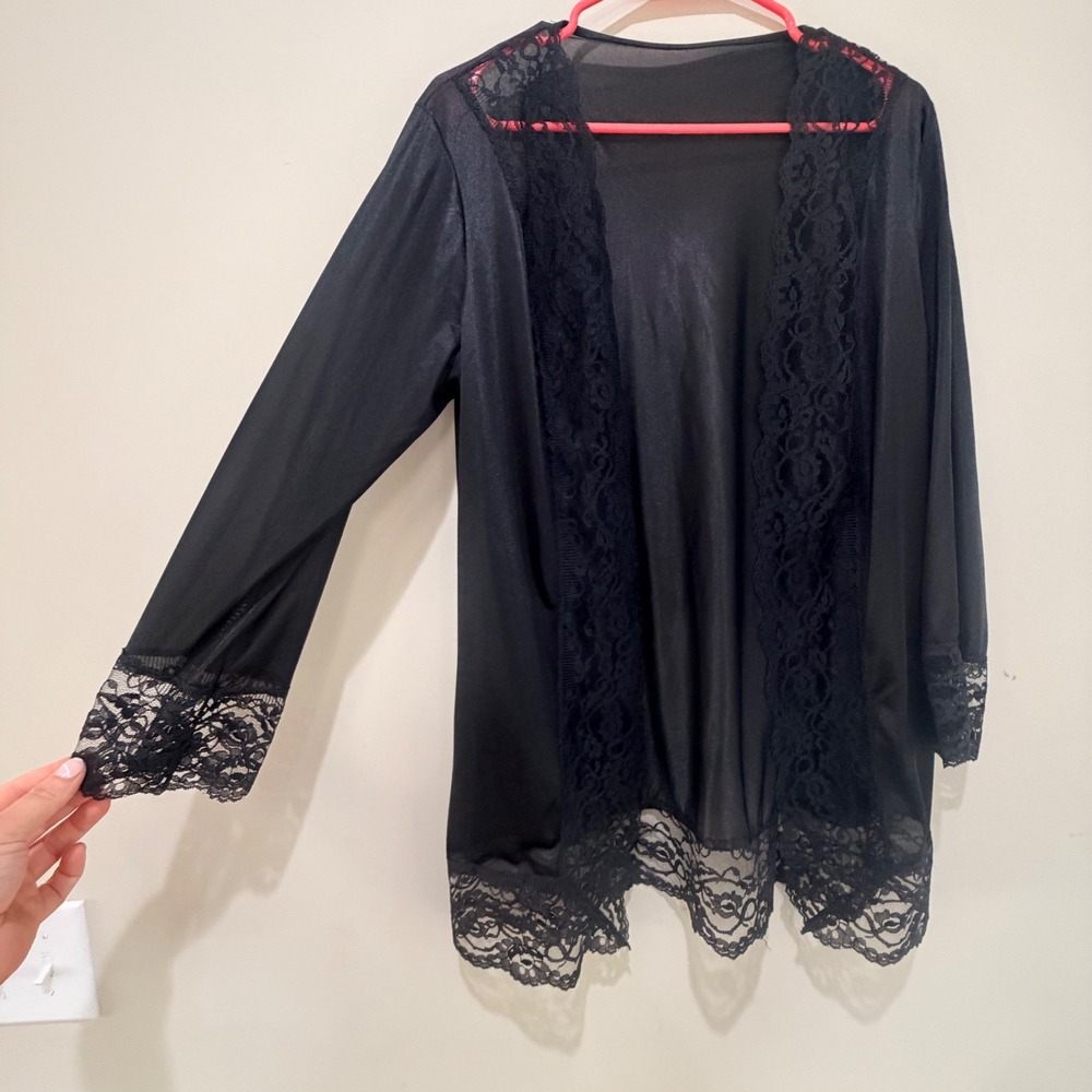 VTG Undercover Wear Robe Women Medium Black Lace Trim Sheer Flowy Goth Coquette